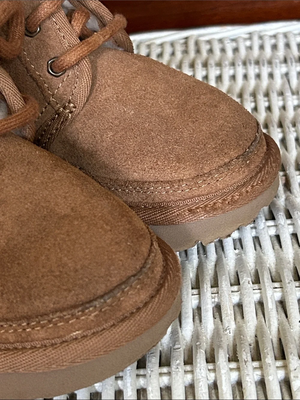UGG Kids Chestnut Suede Lace-Up Booties with Side Zipper. Neumel  II